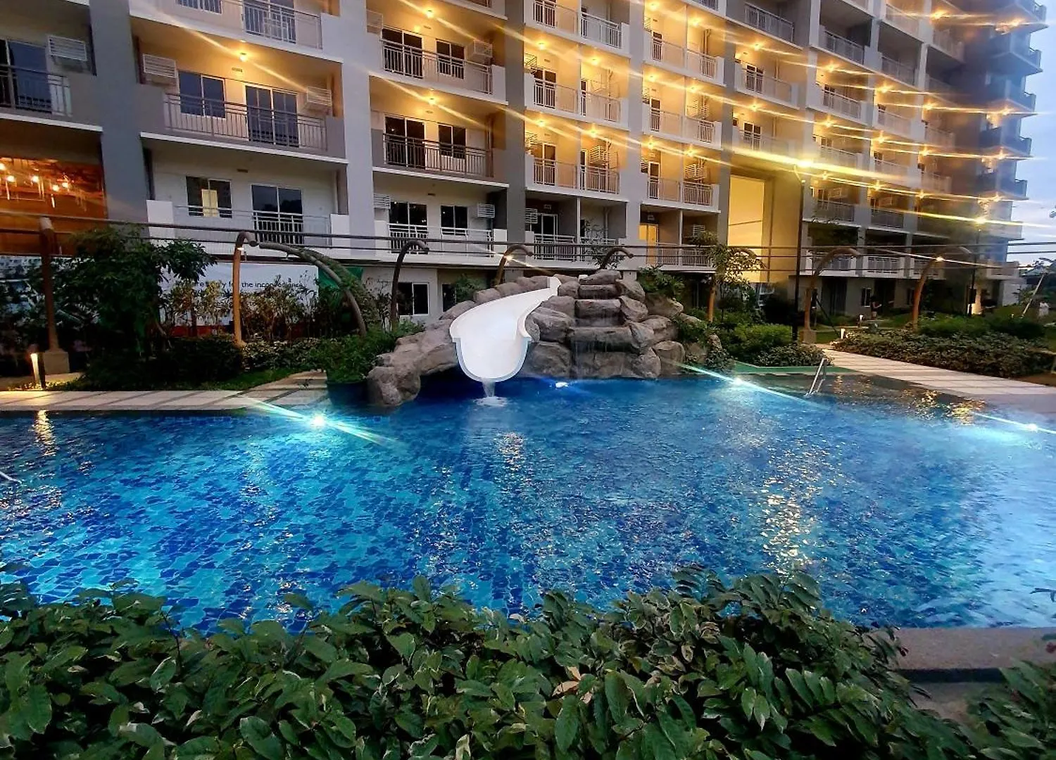 Mandaluyong 2 Bedroom Condo For Rent Manila